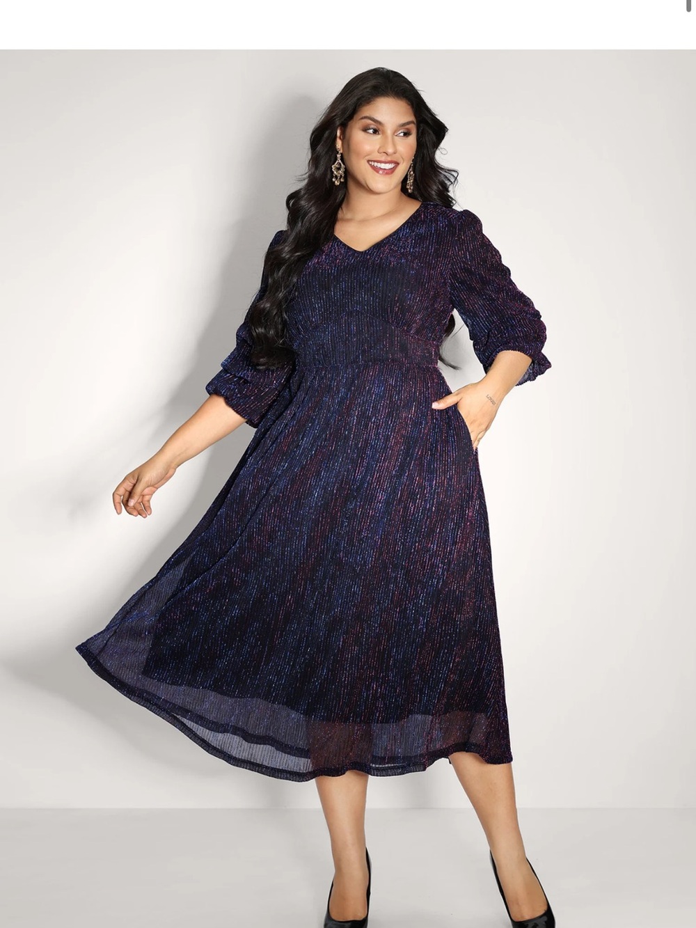 Bloomchic Phantom Silk Stretchy Shirred Waist Midi Dress